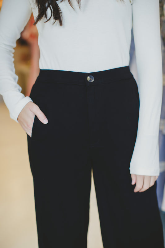 The Stephanie Twill Pants in Black