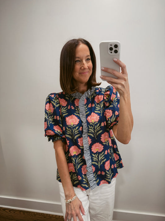The Petal Puff Top In Navy
