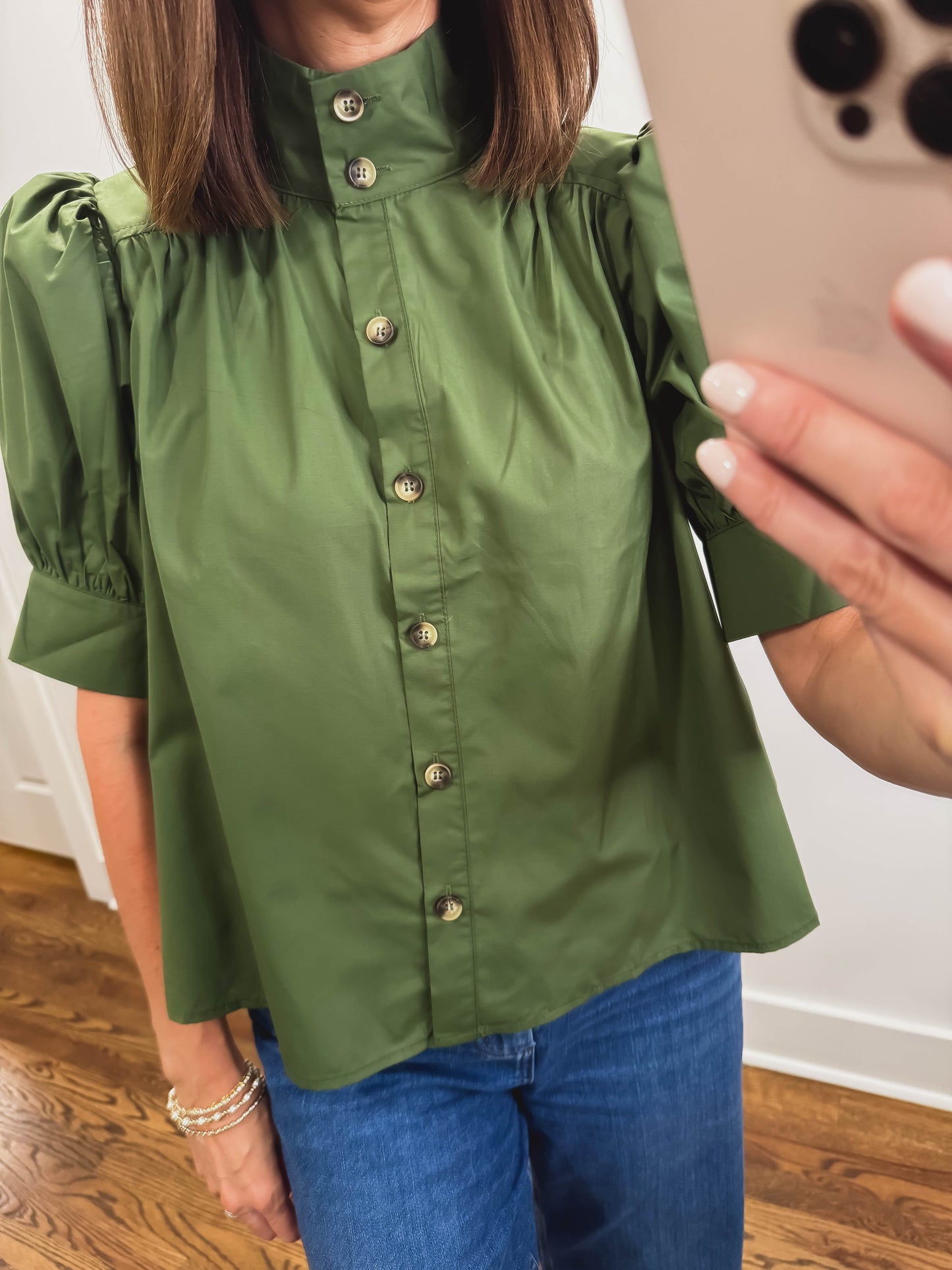 The Willow Short Sleeve Top in Green