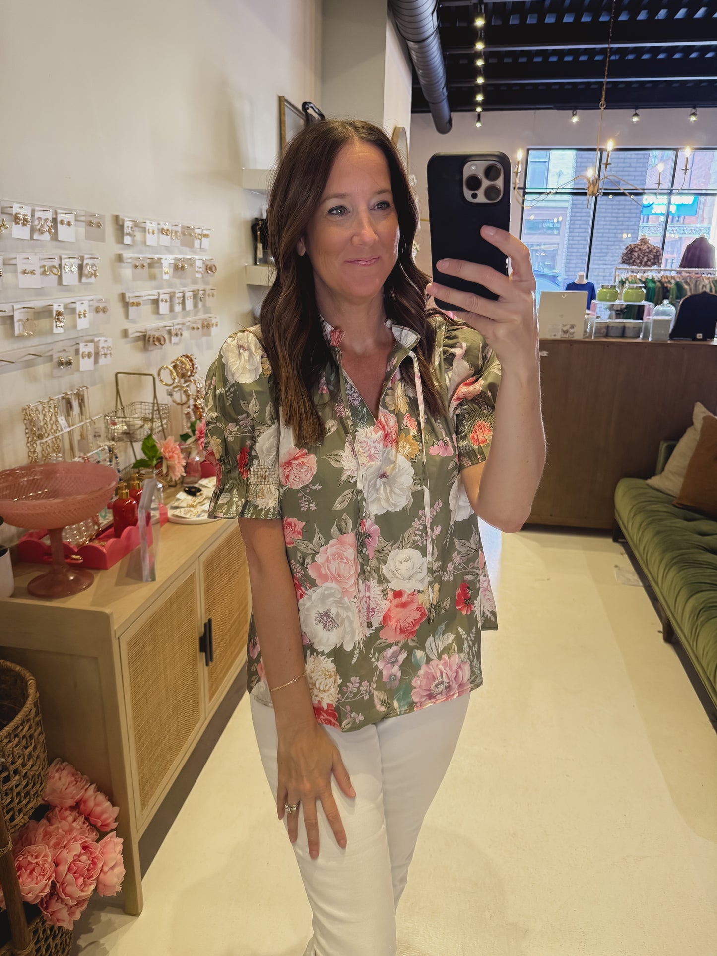 DOORBUSTER- The Orchard Rose Blouse in Green