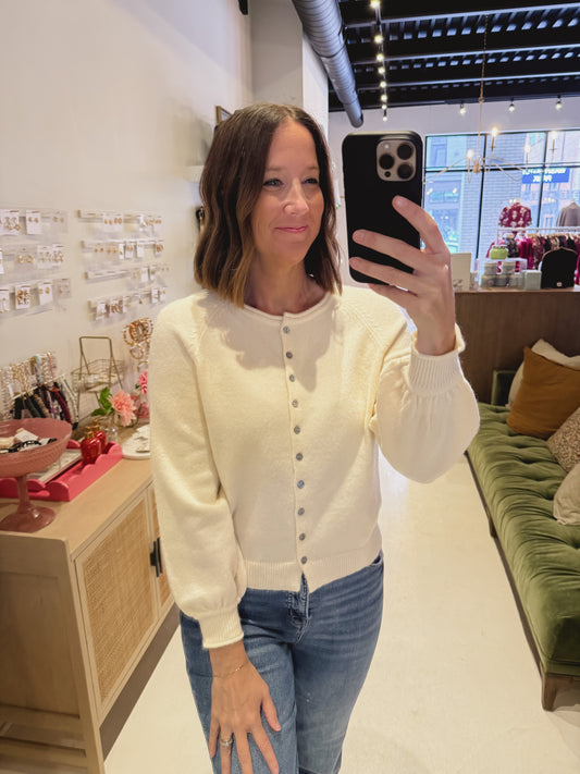 The Rosso Cardigan in Cream