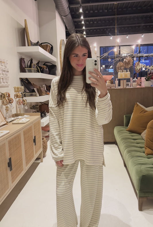 Oversized Striped Top in Cream with Blue Stripes