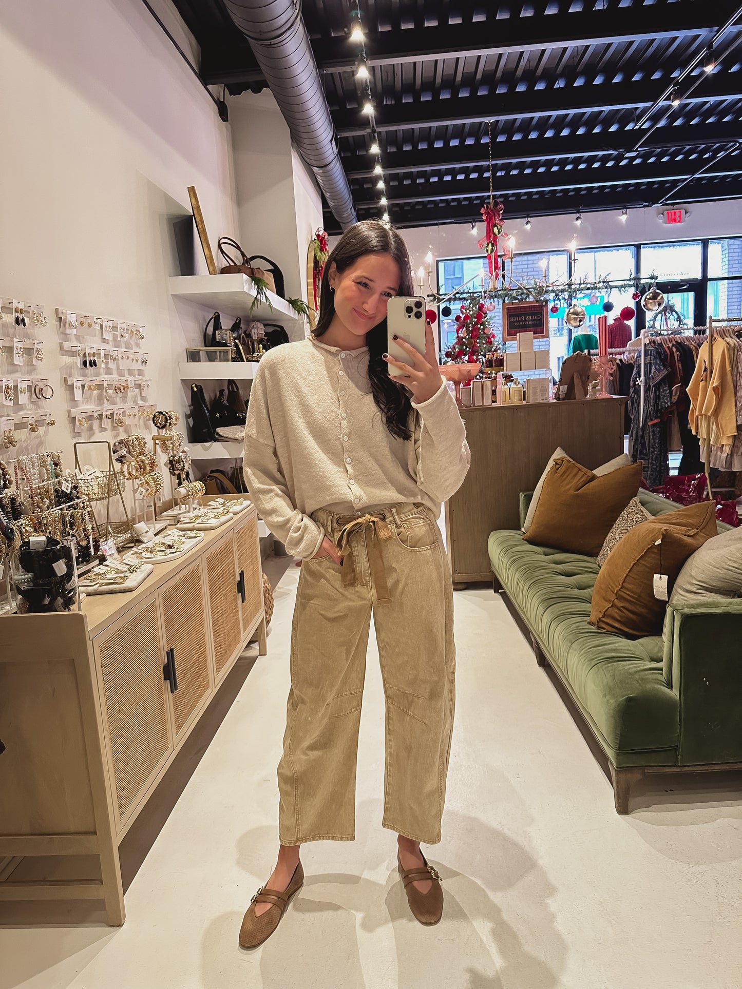 DOORBUSTER! Mineral Washed Eyelet Thru Belt Barrel Jean