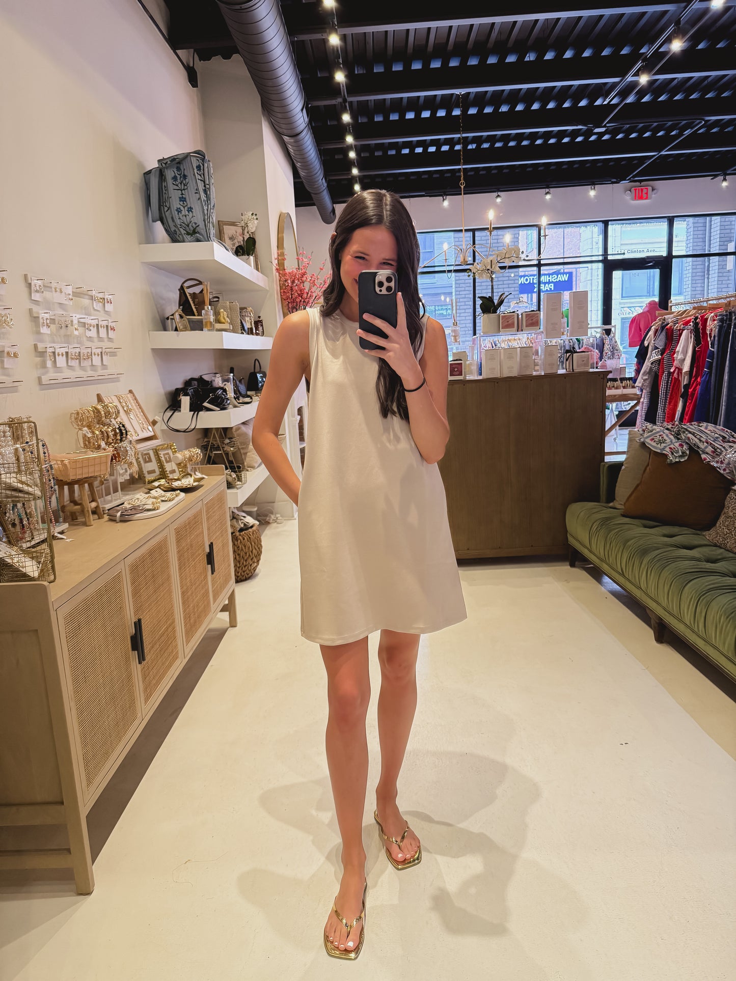 *DOORBUSTER* The American Rose Dress in Cream