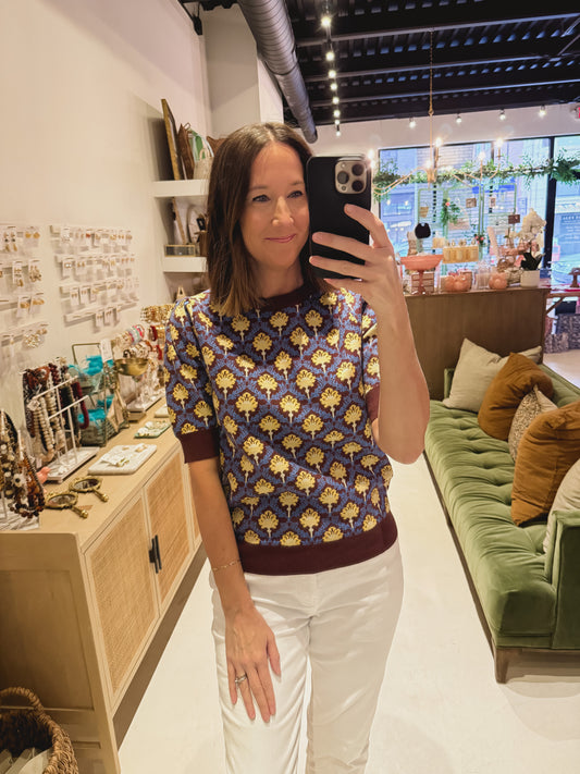 Brown Short Sleeve Sweater with Blue and Yellow Detailing