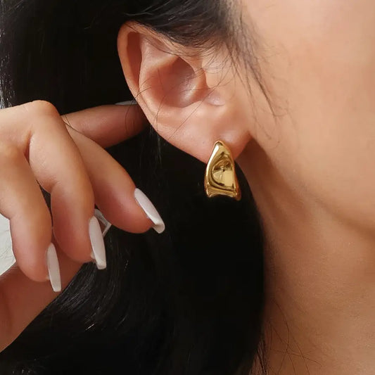 18K Gold Non-Tarnish Sculpted Wave Hoop Earrings